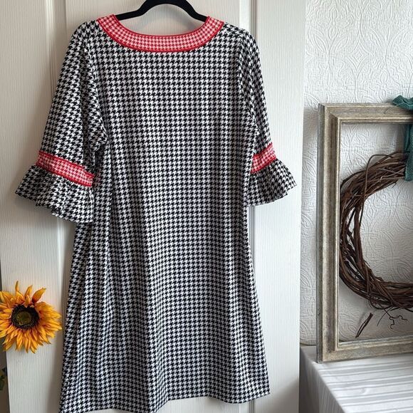 GRETCHEN SCOTT SHAKE YOUR TUSHY DRESS HOUNDSTOOTH BLACK/RED - XXL (no size) - Picture 7 of 8